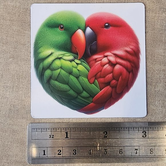 3x3 magnet eclectus parrots heart - Picture 3 of 5